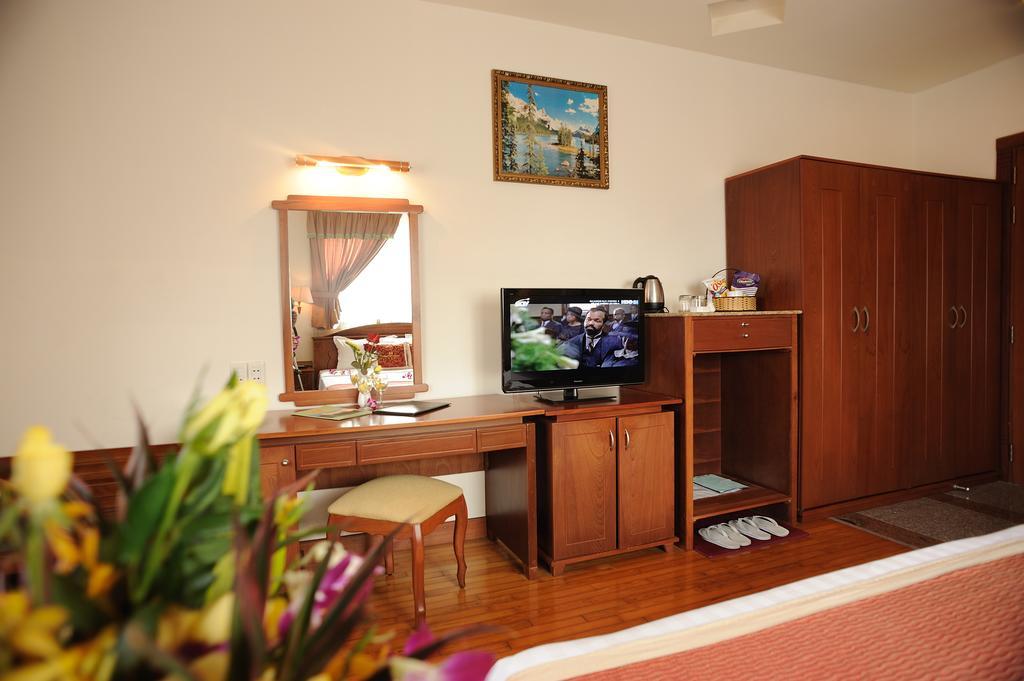 Hoang Yen Hotel Thuan An Zewnętrze zdjęcie