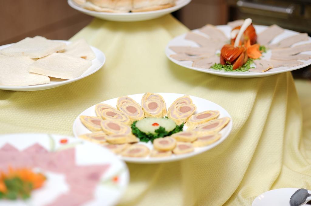 Hoang Yen Hotel Thuan An Zewnętrze zdjęcie